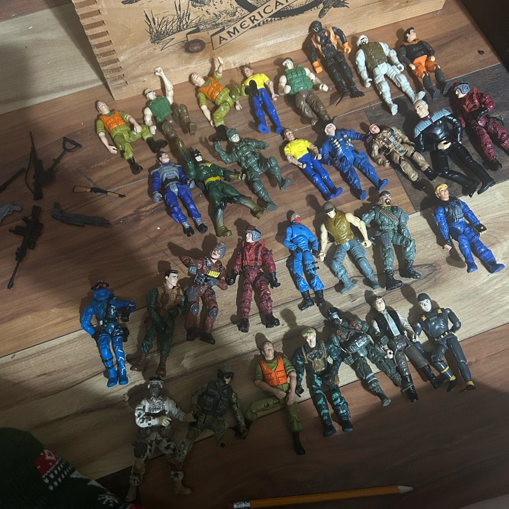 Action Figure Set - Multicolor
